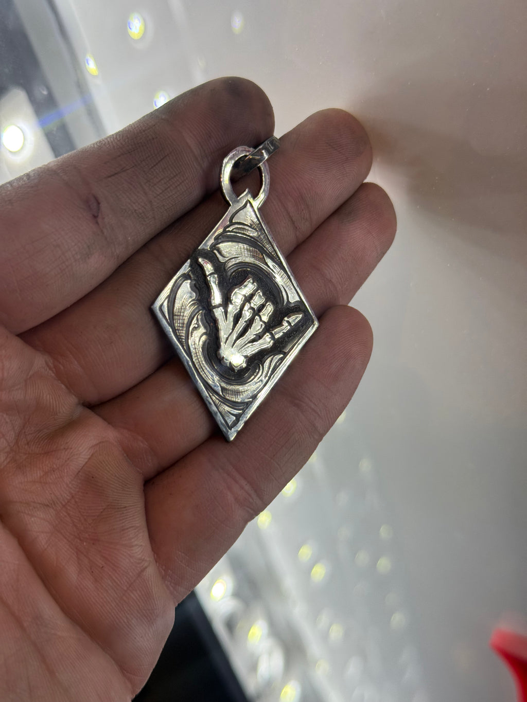 Hang Loose pendant
